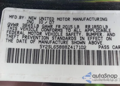2008 Pontiac Vibe z USA, uszkodzony, nr VIN 5Y2SL65888Z417102